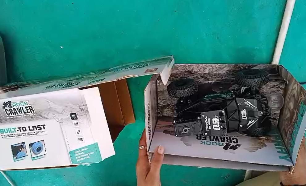 MiniMarvels™ All-Terrain Rock Crawler Monster Truck